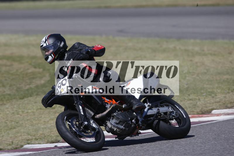/12 30.04.2026  Speer Racing ADR/Gruppe gelb/690